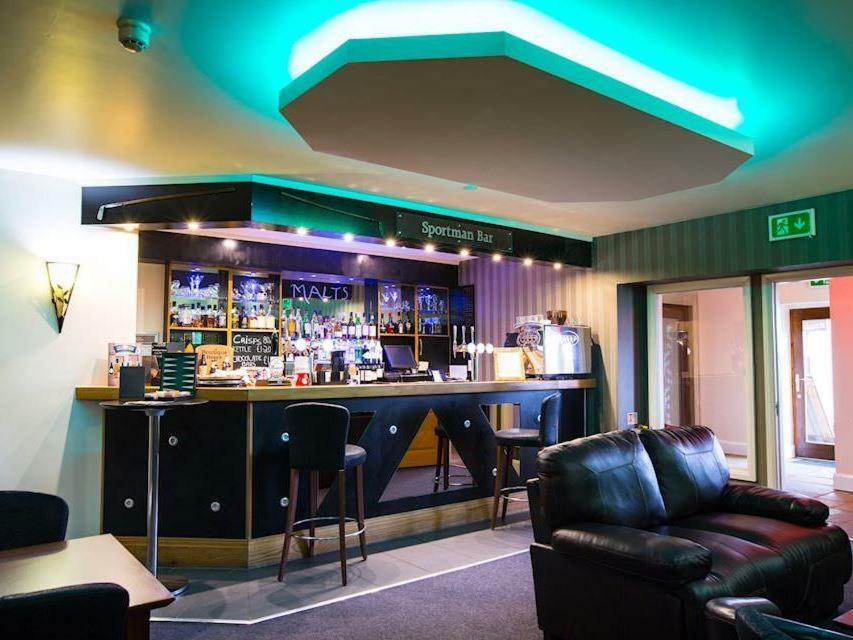Oak Royal Hotel, Golf And Country Club Chorley  Zewnętrze zdjęcie