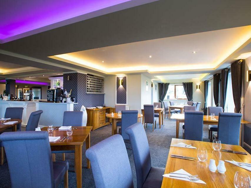 Oak Royal Hotel, Golf And Country Club Chorley  Zewnętrze zdjęcie
